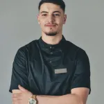 Dr. اسم الطبيب 3